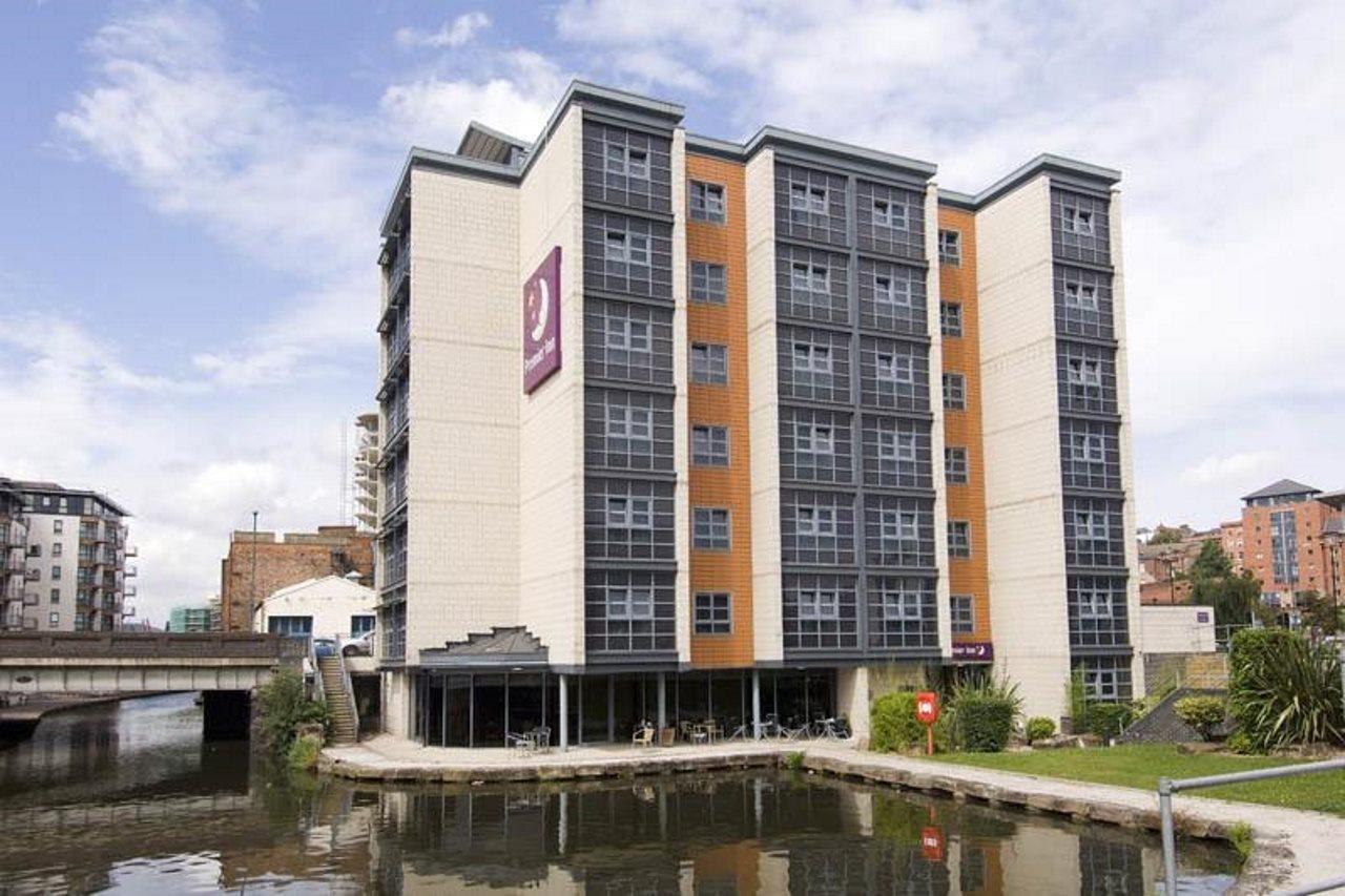 Premier Inn Nottingham Arena エクステリア 写真