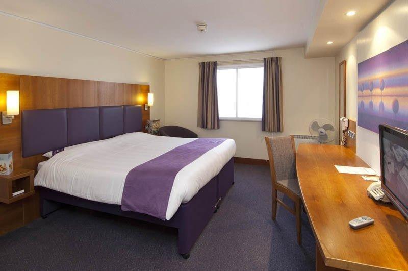 Premier Inn Nottingham Arena エクステリア 写真